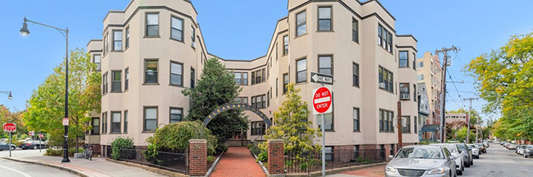 Kelleher and Pentore of Horvath & Tremblay broker $12.85 million sale of 22-unit Pleasant Court Apartments